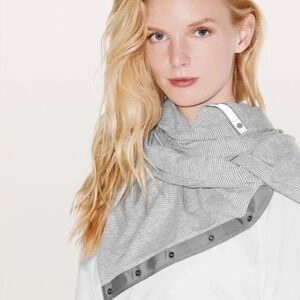 Multiuse Lululemon Scarf